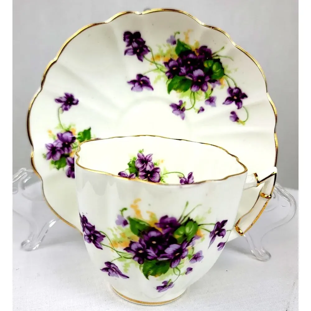 VNTG Victorian C and E Bone China Fluted Teacup Saucer Purple Violets No Flaws